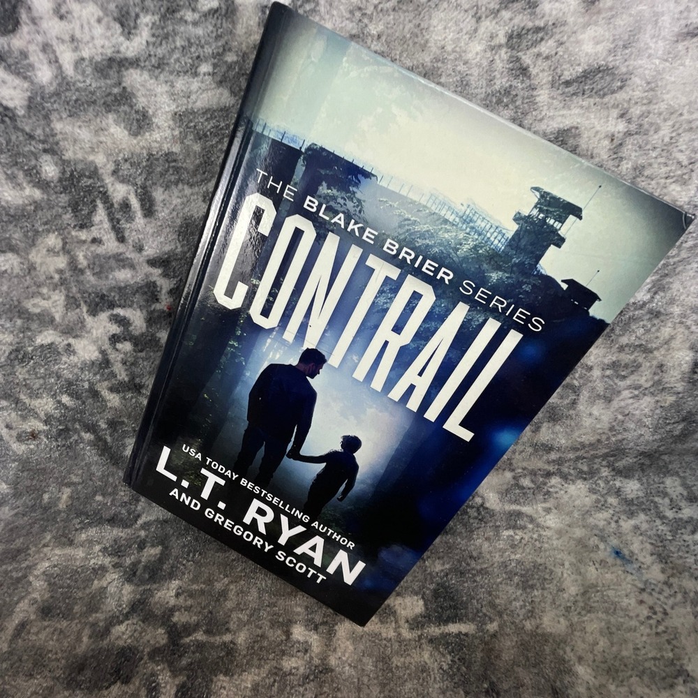 Contrail Blake Brier Series Hardcover Thriller Fiction L.T. Ryan‎ Gregory Scott